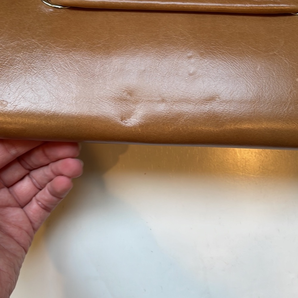 Hobo Light Brown Leather Clutch - Picture 3 of 12